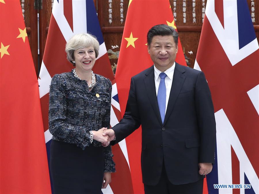 （杭州G20&middot;時(shí)政）習(xí)近平會見英國首相特雷莎&middot;梅