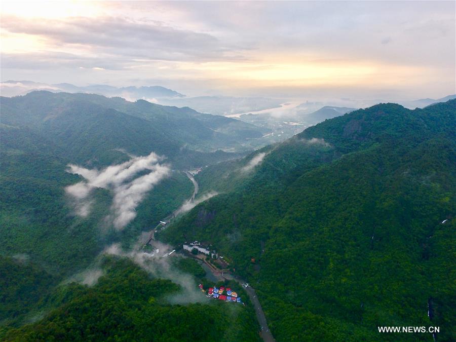 CHINA-FUZHOU-MOUNTAIN SCENERY (CN)