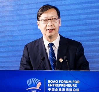 楊慶兵：食品行業(yè)在保障民生、維護社會穩(wěn)定方面發(fā)揮巨大作用