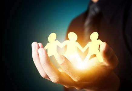 系列述評(píng)之四：及時(shí)處置風(fēng)險(xiǎn)點(diǎn) 防止風(fēng)險(xiǎn)由&ldquo;點(diǎn)&rdquo;成&ldquo;面&rdquo;