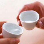 白酒勾兌風(fēng)波謎題待解：誤讀還是造假？