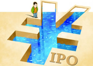 新股發(fā)行以發(fā)行人信息披露為中心，中介機(jī)構(gòu)對(duì)發(fā)行人信息披露的真實(shí)性、準(zhǔn)確性、完整性進(jìn)行把關(guān)，將證券發(fā)行人的持續(xù)盈利能力和投資價(jià)值，交由投資者和市場(chǎng)自主判斷，而監(jiān)管部門和發(fā)審委只對(duì)發(fā)行申請(qǐng)文件和信息披露內(nèi)容的合法合規(guī)性進(jìn)行審核，開啟了向注冊(cè)制的過渡。 　　武漢科技大學(xué)證券研究所所長(zhǎng)董登新：證監(jiān)會(huì)、發(fā)審委的職責(zé)有所轉(zhuǎn)變，部分行政干預(yù)有退出跡象，而將價(jià)值判斷交由投資者和市場(chǎng)，而這正是注冊(cè)制的基本精神和核心內(nèi)容之一。