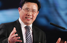 悲情進京 梁穩(wěn)根能否扭轉不利局面?