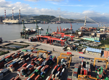 外貿(mào)堅(jiān)持&ldquo;轉(zhuǎn)方式、調(diào)結(jié)構(gòu)&rdquo;