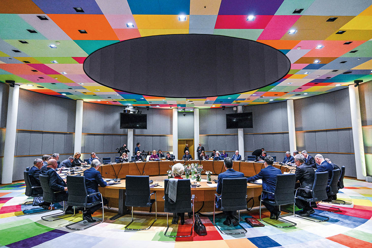 面對(duì)內(nèi)部沖擊，同盟體系何去何從？