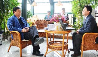 白山市委書記李偉：轉(zhuǎn)型發(fā)展 綠色崛起