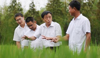 常熟市支塘鎮(zhèn)蔣巷村黨委書記常德盛：農(nóng)民得實(shí)惠是我最大享受