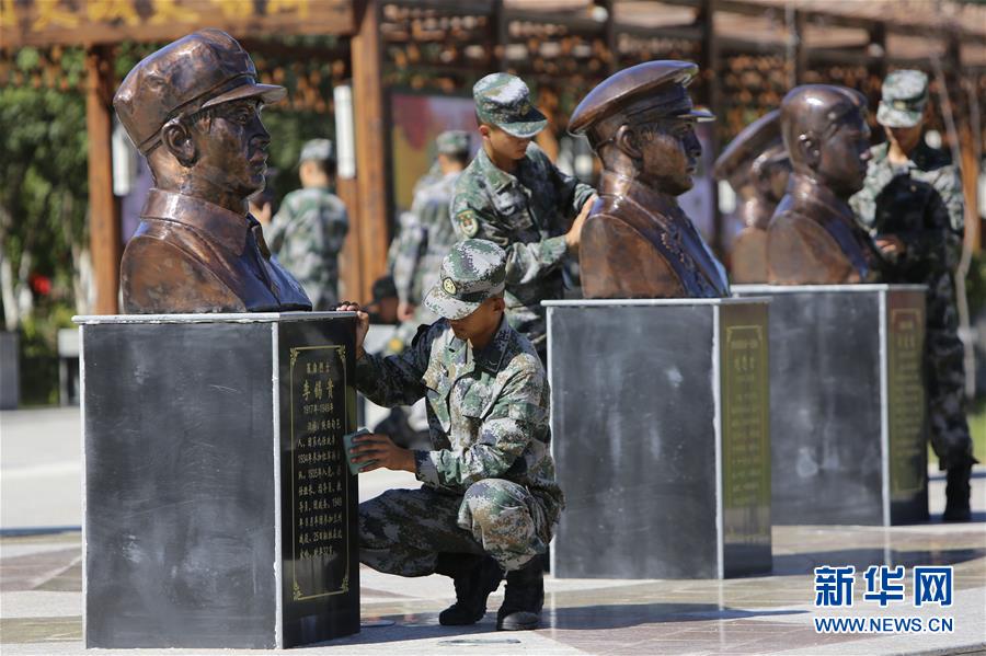(圖文互動(dòng))(1)猛虎連隊(duì)猛虎兵——新疆軍區(qū)某紅軍團(tuán)一營三連淬煉精兵記事