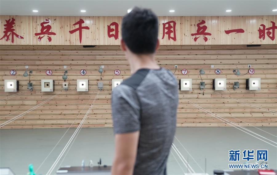 (軍運(yùn)會·圖文互動)(15)斗志昂揚(yáng)創(chuàng)佳績 壯懷激烈展雄風(fēng)——八一空軍五項(xiàng)隊(duì)成長記(配本社同題文字稿)