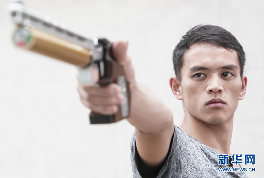 （軍運會&middot;圖文互動）（7）從&ldquo;遲到者&rdquo;到世界冠軍&mdash;&mdash;記八一空軍五項隊隊員葉邦武（配本社同題文字稿）