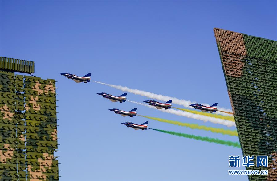 (圖文互動(dòng))(1)空軍航空開放活動(dòng)向老百姓展現(xiàn)強(qiáng)國興軍之美