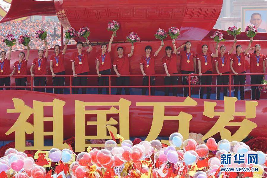 (圖文互動)(3)“體育和人民軍隊有著不解之緣”——專訪新中國體育事業(yè)奠基人賀龍元帥之女賀曉明(配本社同題文字稿)