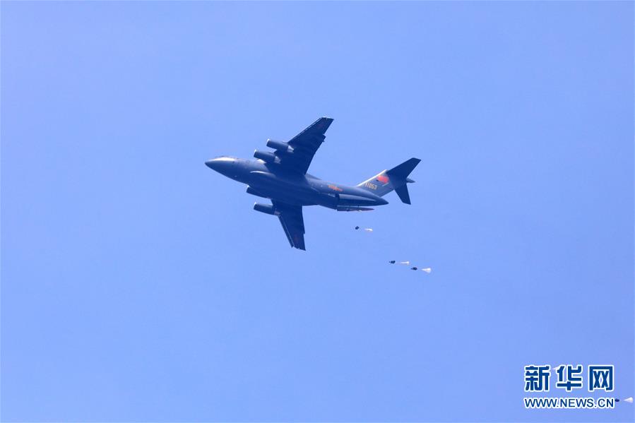 (人民空軍70年·圖文互動)(2)人民空軍空降兵:鍛造空降作戰(zhàn)尖刀利刃