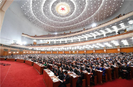 政府工作報告中，這些內(nèi)容與國防和軍隊建設息息相關