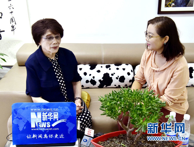 電波永不消逝，隨著時(shí)代發(fā)展傳播可能會(huì)有多種形式，年輕播音員要不忘初心，在如今優(yōu)越條件下更應(yīng)砥礪自己。
