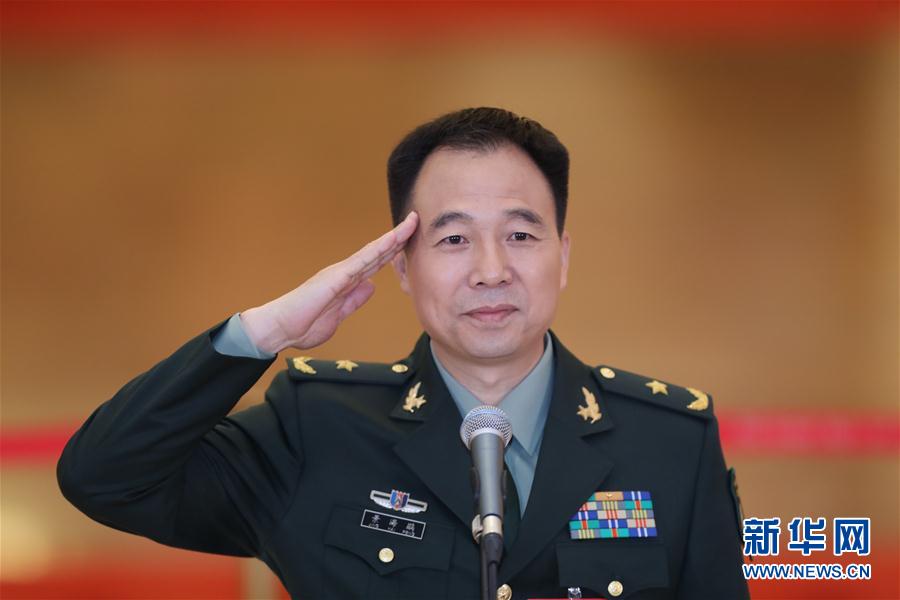 （十九大&middot;黨代表通道）（1）采訪黨代表