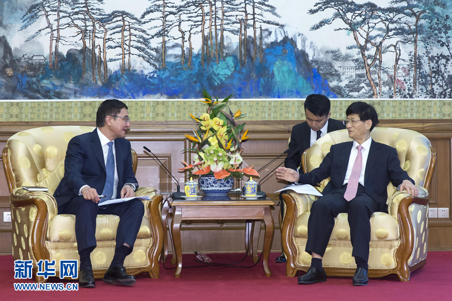 7月19日，中共中央政治局委員、中央政法委書(shū)記孟建柱在北京會(huì)見(jiàn)烏茲別克斯坦副總理庫(kù)奇卡羅夫。 新華社記者崔新鈺攝
