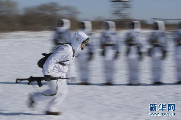（新春走基層&middot;圖文互動）（3）東極哨所：不負(fù)青春，無愧朝陽