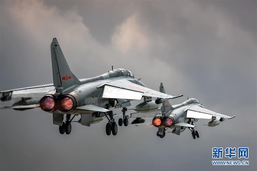 （圖文互動）（3）空軍轟&mdash;6Ｋ等五型戰(zhàn)機和空降兵將赴俄參加國際軍事比賽