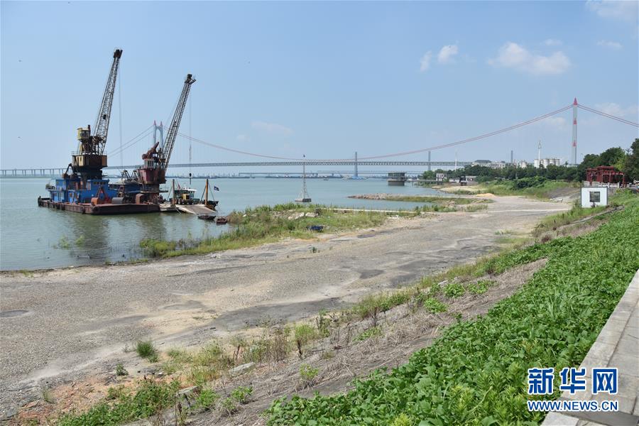 （大江奔流&mdash;&mdash;來自長江經(jīng)濟帶的報道&middot;圖文互動）（2）登岳陽樓，又見&ldquo;浩浩湯湯&rdquo;