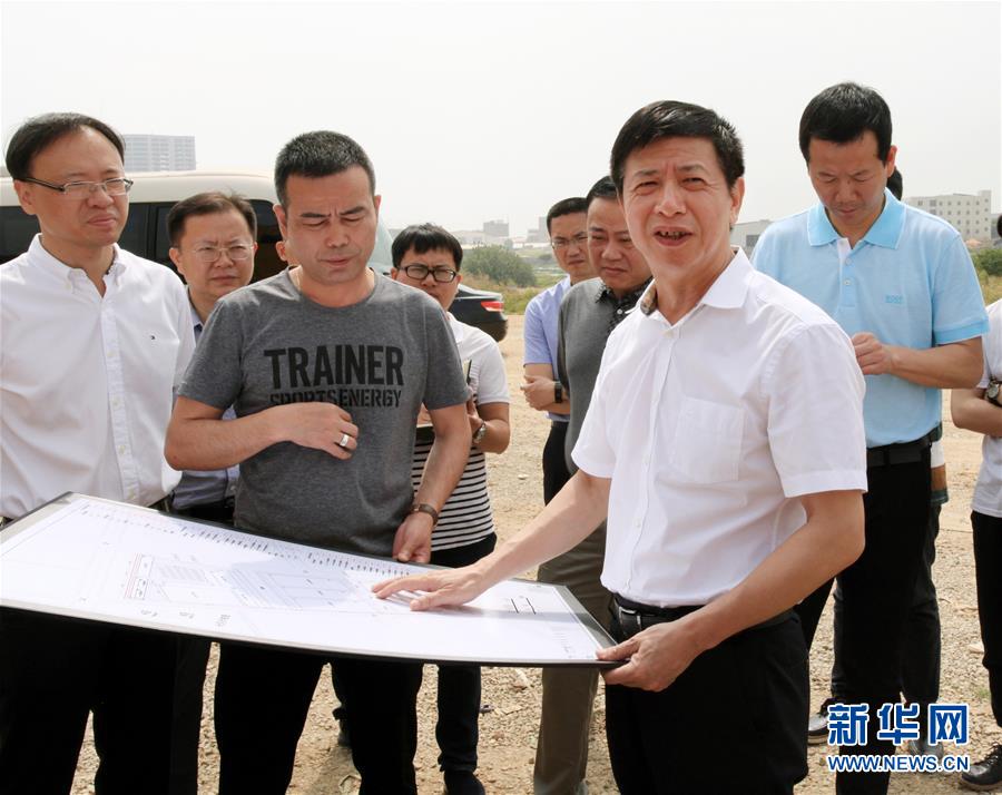 （新時(shí)代擔(dān)當(dāng)作為典型風(fēng)采&middot;圖文互動(dòng)）（2）晉江市委書(shū)記劉文儒：讓&ldquo;閩南晉江&rdquo;成為&ldquo;世界晉江&rdquo;