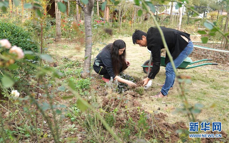 (新華全媒頭條·圖文互動)(3)跨越40年的民心見證