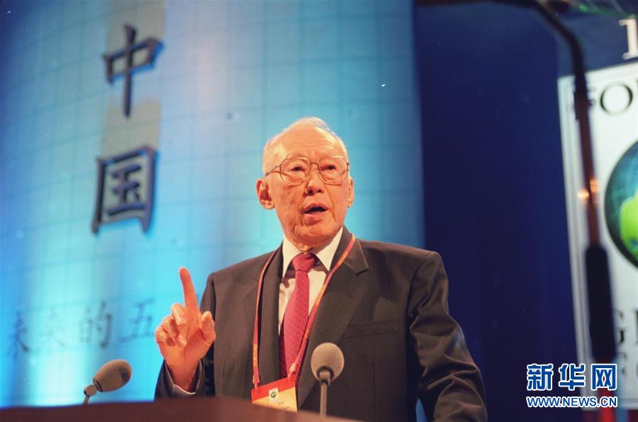 （圖文互動）（6）為發(fā)展和進步，與中國攜手同行&mdash;&mdash;中國改革友誼獎?wù)芦@得者群像 