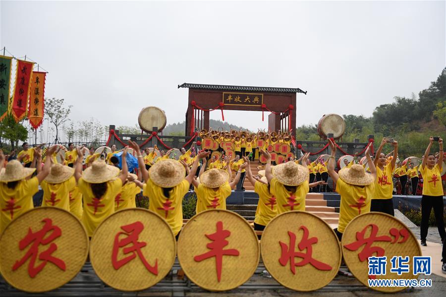 （圖文互動(dòng)）（9）建設(shè)好生態(tài)宜居的美麗鄉(xiāng)村&mdash;&mdash;從&ldquo;千萬(wàn)工程&rdquo;看習(xí)近平生態(tài)文明思想的生動(dòng)實(shí)踐和世界回響