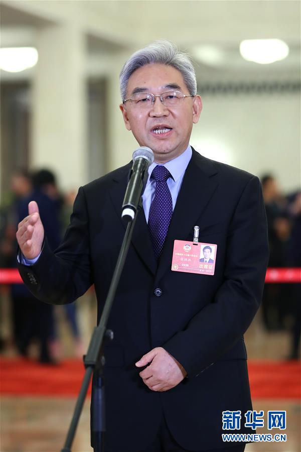 （兩會&middot;政協(xié)開幕）（11）全國政協(xié)委員接受采訪