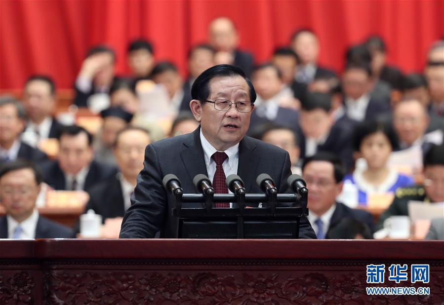 （兩會(huì)&middot;政協(xié)開幕）萬鋼向大會(huì)報(bào)告十二屆政協(xié)的提案工作情況