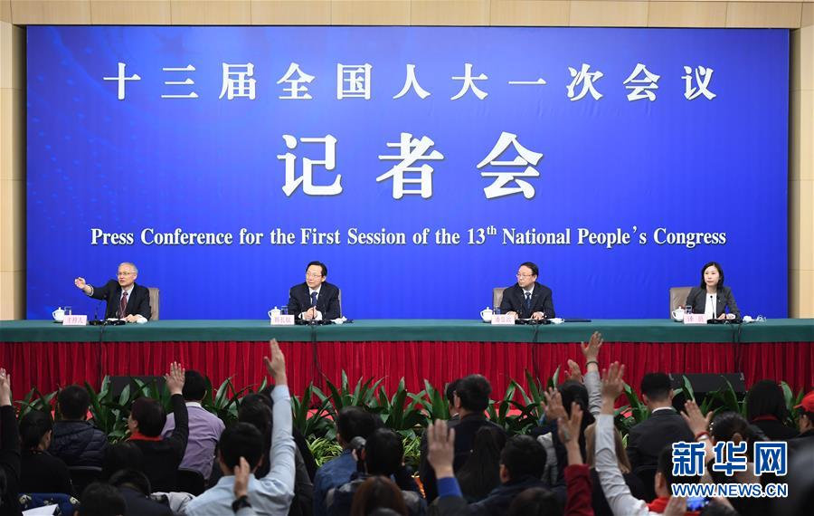 （兩會(huì)）（3）農(nóng)業(yè)部部長(zhǎng)韓長(zhǎng)賦等就&ldquo;實(shí)施鄉(xiāng)村振興戰(zhàn)略 推動(dòng)農(nóng)業(yè)轉(zhuǎn)型升級(jí)&rdquo;答記者問