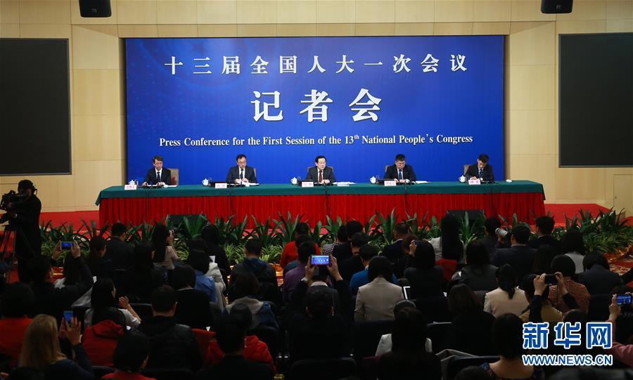 （兩會(huì)&middot;XHDW）（1）科技部部長(zhǎng)萬鋼等就&ldquo;加快建設(shè)創(chuàng)新型國(guó)家&rdquo;答記者問