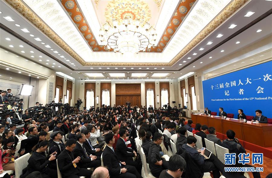 （兩會(huì)&middot;XHDW）（2）沈春耀等回答中外記者提問(wèn)