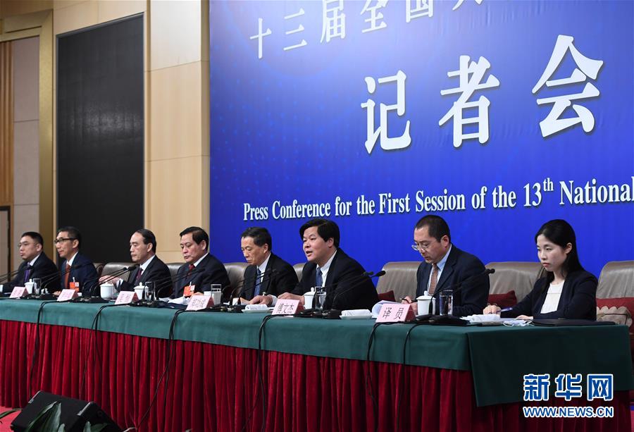 （兩會(huì)&middot;XHDW）（3）全國(guó)人大相關(guān)負(fù)責(zé)人就&ldquo;人大監(jiān)督工作&rdquo;答記者問