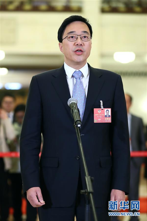 （兩會&middot;XHDW）（4）全國政協(xié)委員接受采訪