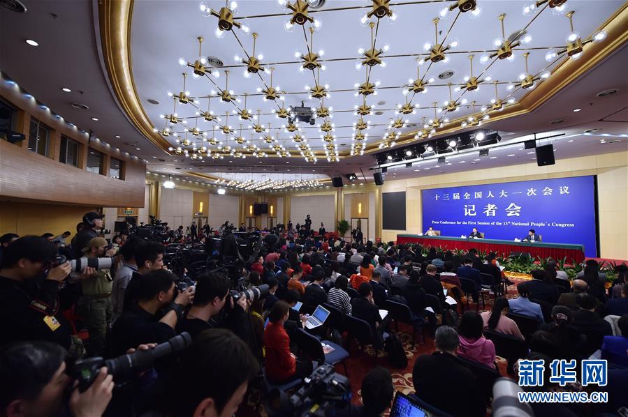 （兩會(huì)&middot;XHDW）（4）李干杰就&ldquo;打好污染防治攻堅(jiān)戰(zhàn)&rdquo;答記者問(wèn)