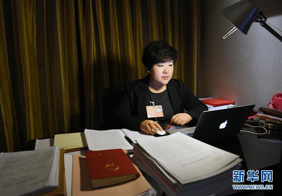 （兩會(huì)&middot;基層代表履職故事）（3）全國(guó)人大代表孫艷玲：做好非遺事業(yè)，讓古老技藝活起來(lái)