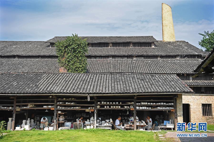 （新華全媒頭條&middot;圖文互動）（12）千年窯火中的&ldquo;復興密碼&rdquo;&mdash;&mdash;景德鎮(zhèn)新觀察