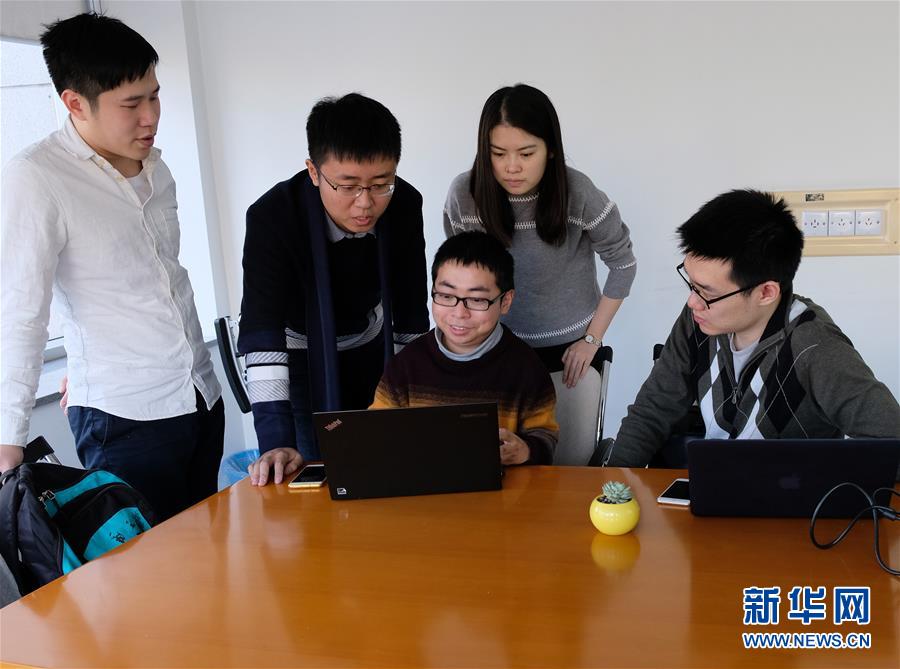 （圖文互動(dòng)）（5）平靜而充滿力量&mdash;&mdash;&ldquo;中國網(wǎng)事&middot;感動(dòng)2018&rdquo;年度網(wǎng)絡(luò)人物群像