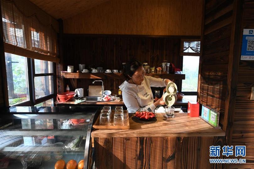 （兩會(huì)前夕看落實(shí)&middot;圖文互動(dòng)）（6）綠色發(fā)展引領(lǐng) 守護(hù)&ldquo;魚米之鄉(xiāng)&rdquo;&mdash;&mdash;江蘇落實(shí)習(xí)近平總書記全國兩會(huì)重要講話精神紀(jì)實(shí)