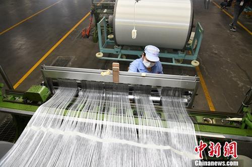 資料圖：玻璃纖維生產(chǎn)廠。<a target='_blank' ><p  align=