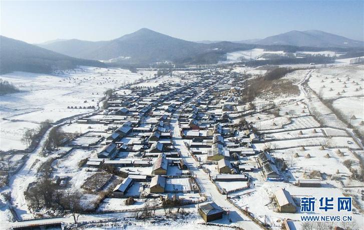 （在習近平新時代中國特色社會主義思想指引下&mdash;&mdash;新時代新作為新篇章&middot;圖文互動）（1）三年，從無名小屯到聲名遠播&mdash;&mdash;這個&ldquo;雪鄉(xiāng)&rdquo;是如何做到的？