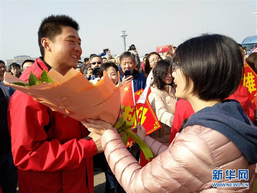 （第35次南極科考&middot;圖文互動(dòng)）（2）&ldquo;雪龍&rdquo;歸航 中國(guó)第35次南極考察取得多項(xiàng)成果