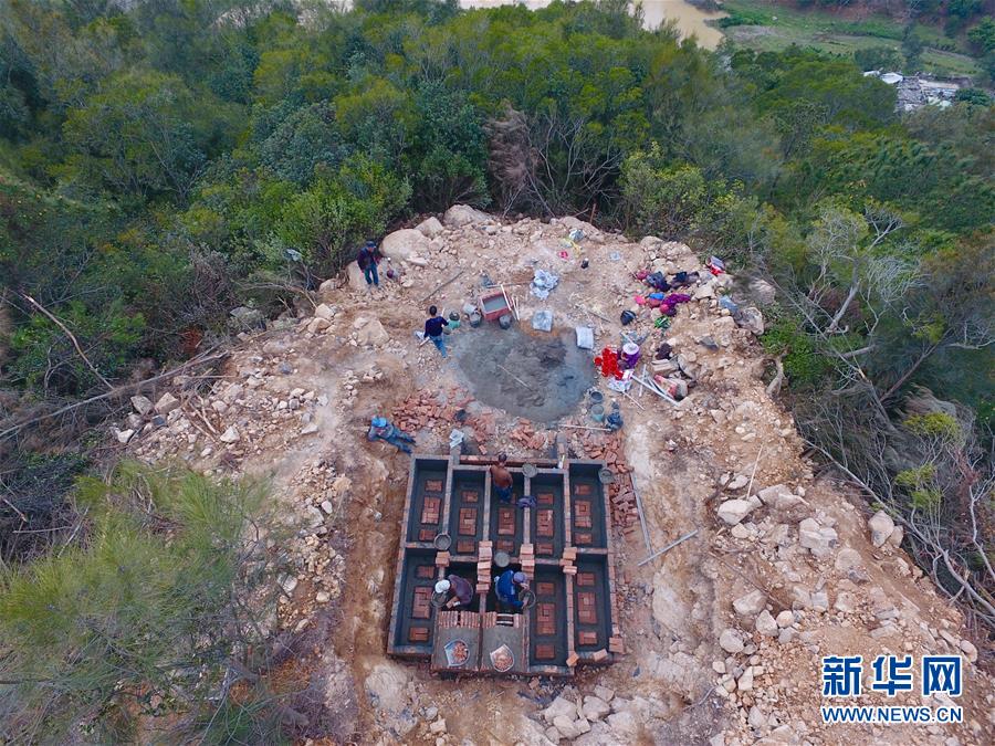 （新華視點(diǎn)&middot;圖文互動(dòng)）（2）福州沿海：密林深處、水庫旁邊，大片豪華活人墓偷偷建造&hellip;&hellip;