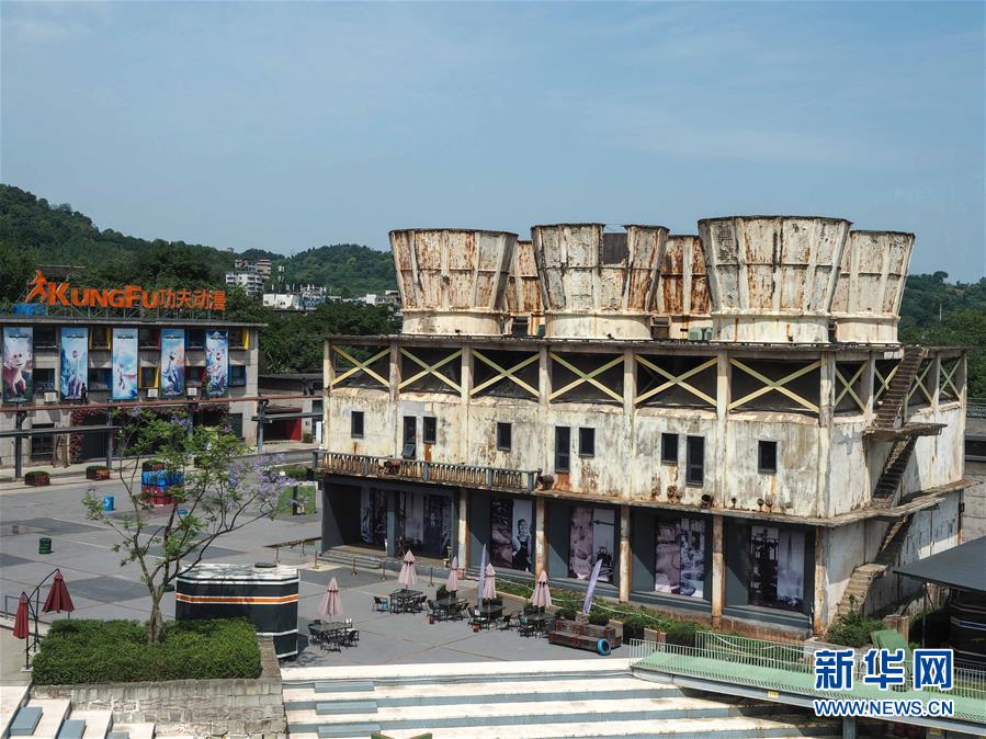 （壯麗70年&middot;奮斗新時代&middot;圖文互動）（2）&ldquo;鹽都&rdquo;自貢：一粒鹽引發(fā)的創(chuàng)新和轉(zhuǎn)型