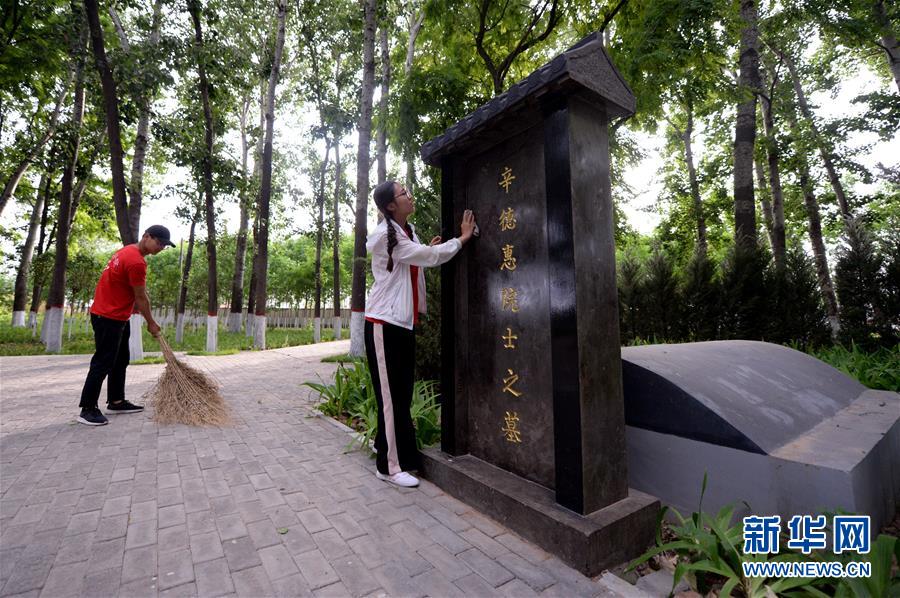 （新華全媒頭條&middot;愛國情 奮斗者&middot;圖文互動）（4）把論文寫在祖國的大地上&mdash;&mdash;中國農(nóng)業(yè)大學46年扎根河北曲周服務鄉(xiāng)村振興紀實