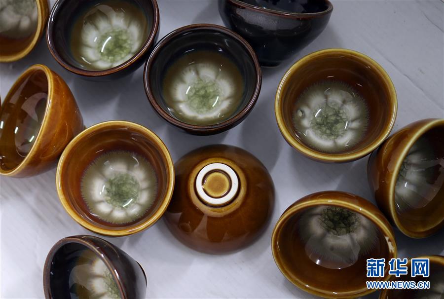 （愛國情 奮斗者&middot;圖文互動）（1）池建義團(tuán)隊(duì)：把論文寫在產(chǎn)品上