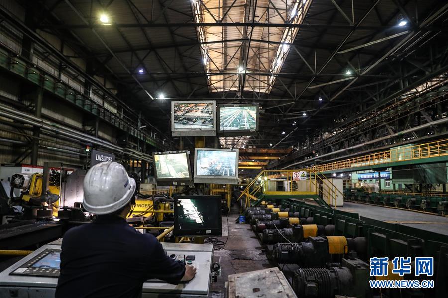 （新華全媒頭條&middot;圖文互動）（5）一曲壯麗的鋼鐵史詩&mdash;&mdash;鞍鋼與共和國風(fēng)雨同行70載實(shí)錄