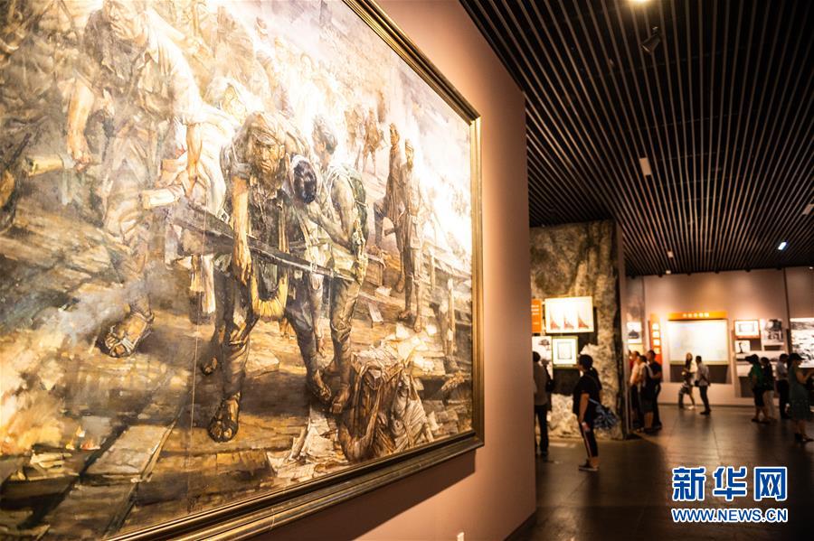 （壯麗70年&middot;奮斗新時(shí)代&mdash;&mdash;記者再走長征路&middot;圖文互動(dòng)）（5）歷史在這里轉(zhuǎn)折：探訪遵義會(huì)議會(huì)址