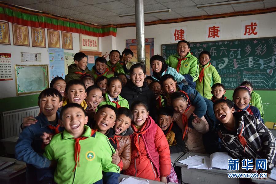 （不忘初心、牢記使命&middot;圖文互動）（3）青春之花綻放五千米云端&mdash;&mdash;記扎根海拔最高縣小學(xué)教師夫妻杜安東、曹曉花